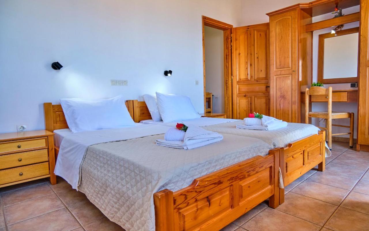 Nikos Kalamaki Corfu Aparthotel Apraos