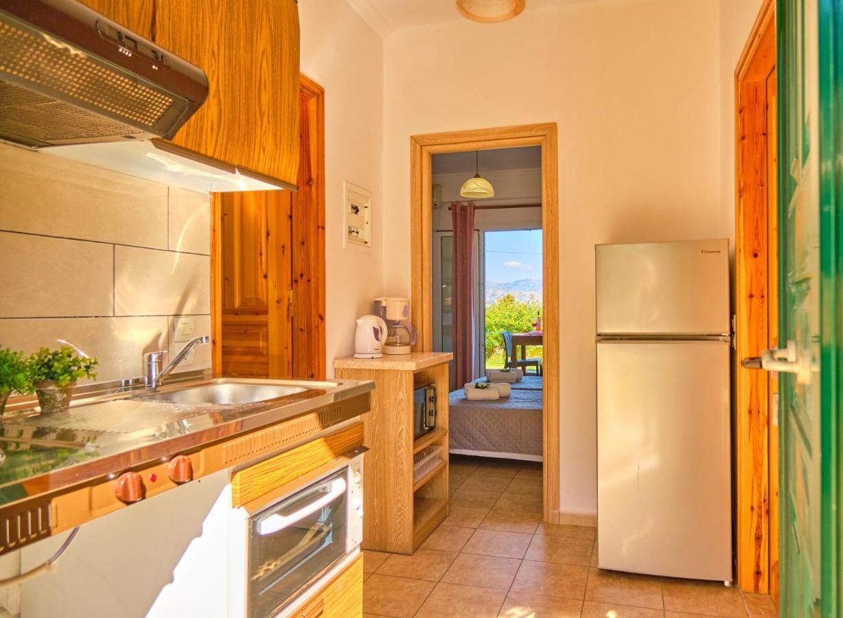 Nikos Kalamaki Corfu Aparthotel *