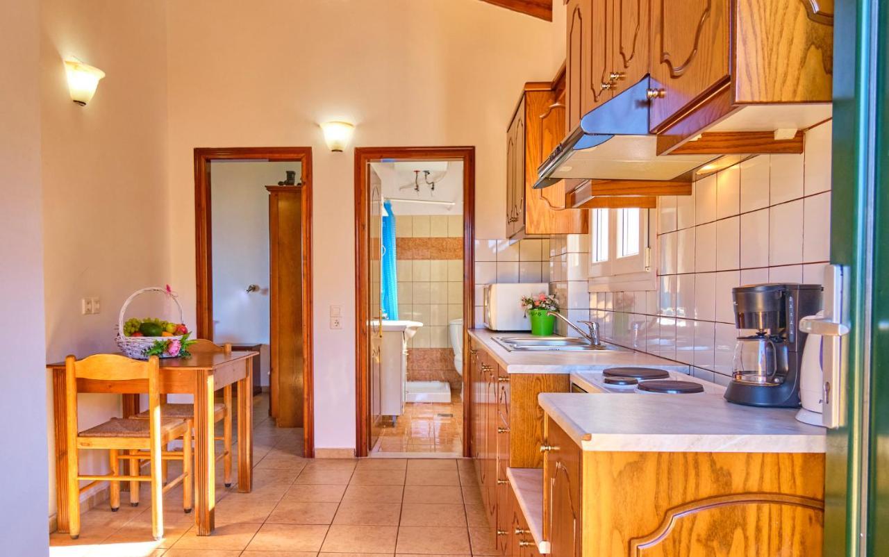 Nikos Kalamaki Corfu Aparthotel *