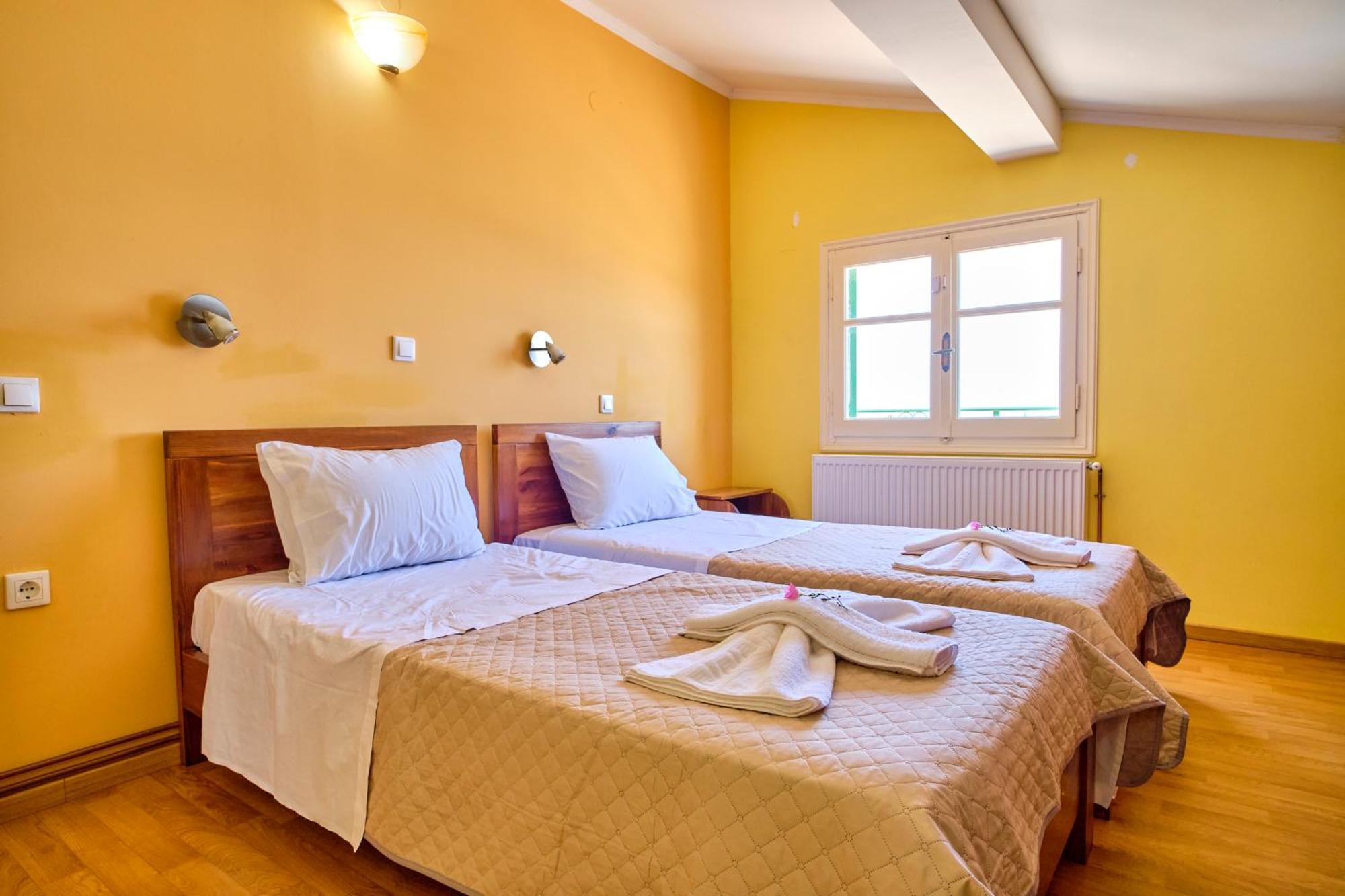 Nikos Kalamaki Corfu Aparthotel